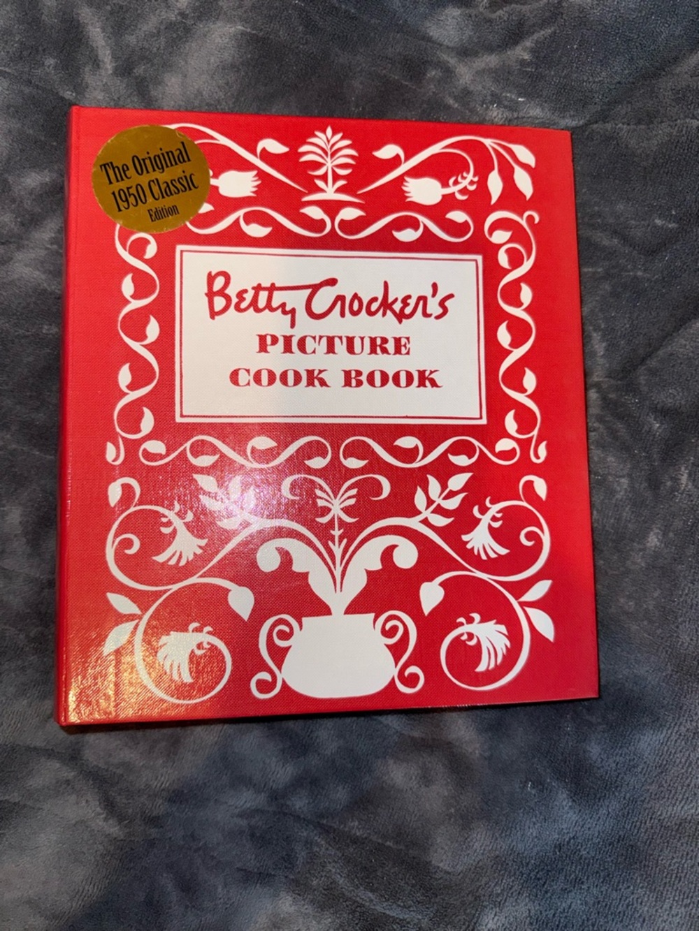 Betty Crocker Picture Cook Book - Red & White Vintage Cover Ring Binder